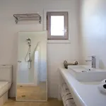 Casadei Pool 4-bdr Sea View 'anemos' & 'petra' With Nighttime Security Guard بانورموس ميكونو