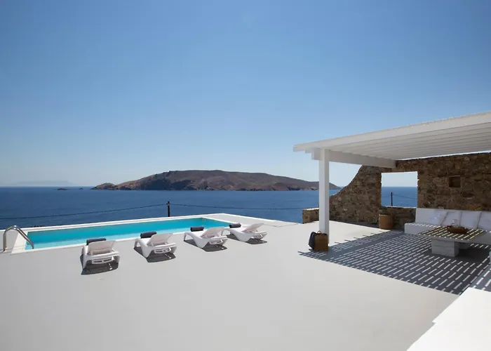 Casadei Pool 4-bdr Sea View 'anemos' & 'petra' With Nighttime Security Guard Вилла