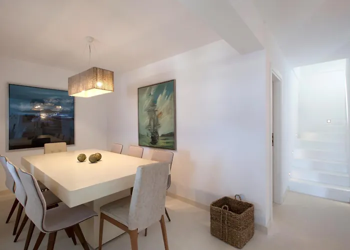 Casadei Pool 4-bdr Sea View 'anemos' & 'petra' With Nighttime Security Guard Вилла Панормос-Миконос